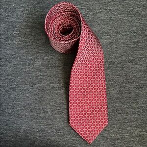 Brooks Brothers Silk Red White Pattern Tie